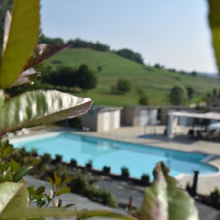 Aura Loving Home Con 4 Posti Letto, Cucina Completa, Terrazzo Ed Un Grande Parco Verde Serravalle d'Asti Exterior photo