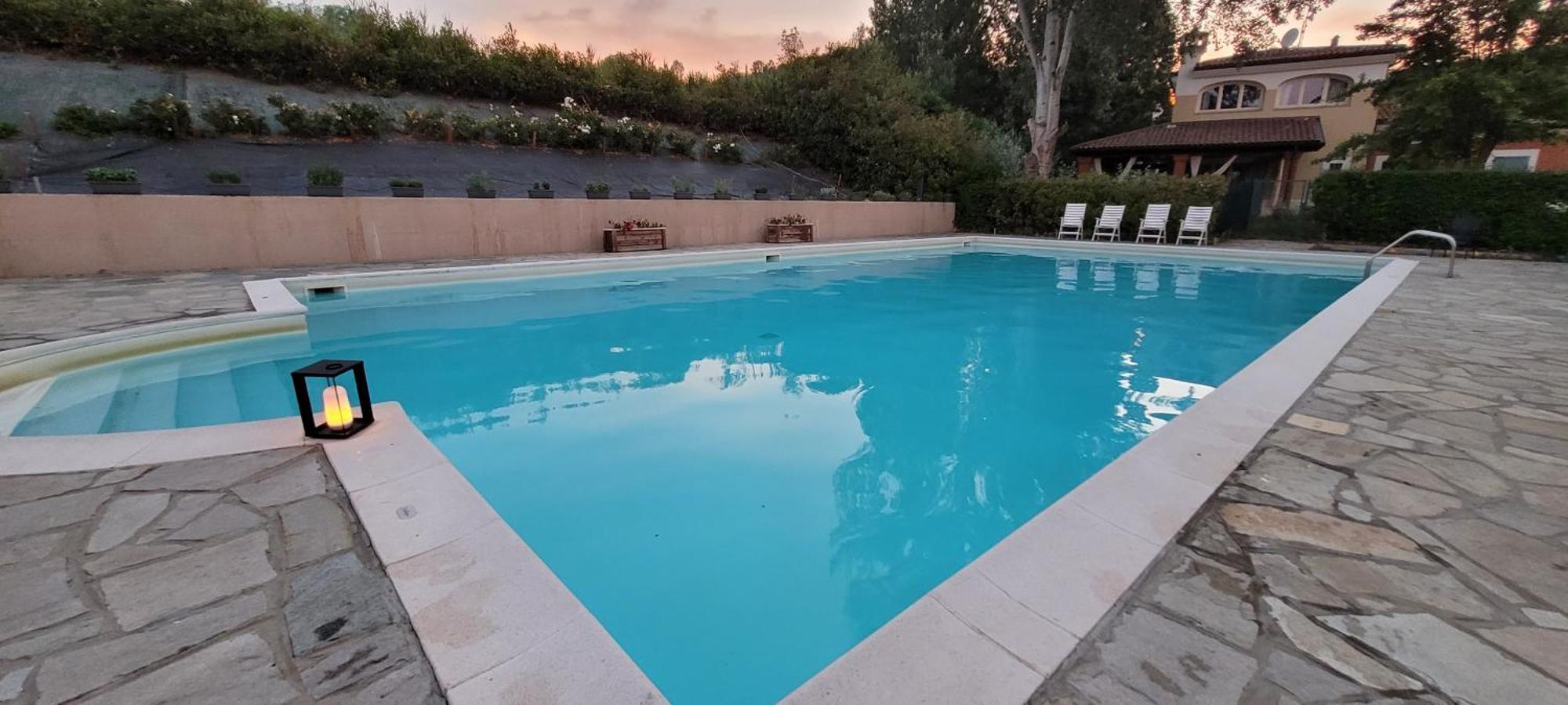 Aura Loving Home Con 4 Posti Letto, Cucina Completa, Terrazzo Ed Un Grande Parco Verde Serravalle d'Asti Exterior photo